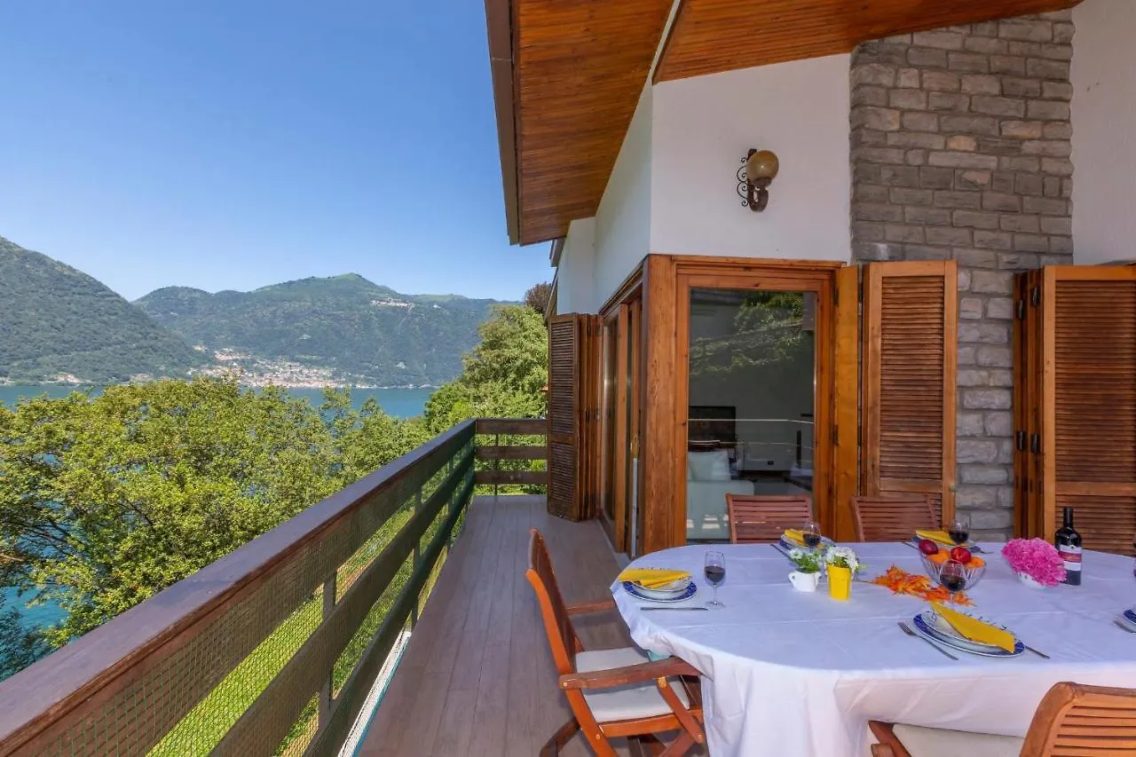 Villa Marilyn Nesso 0*,